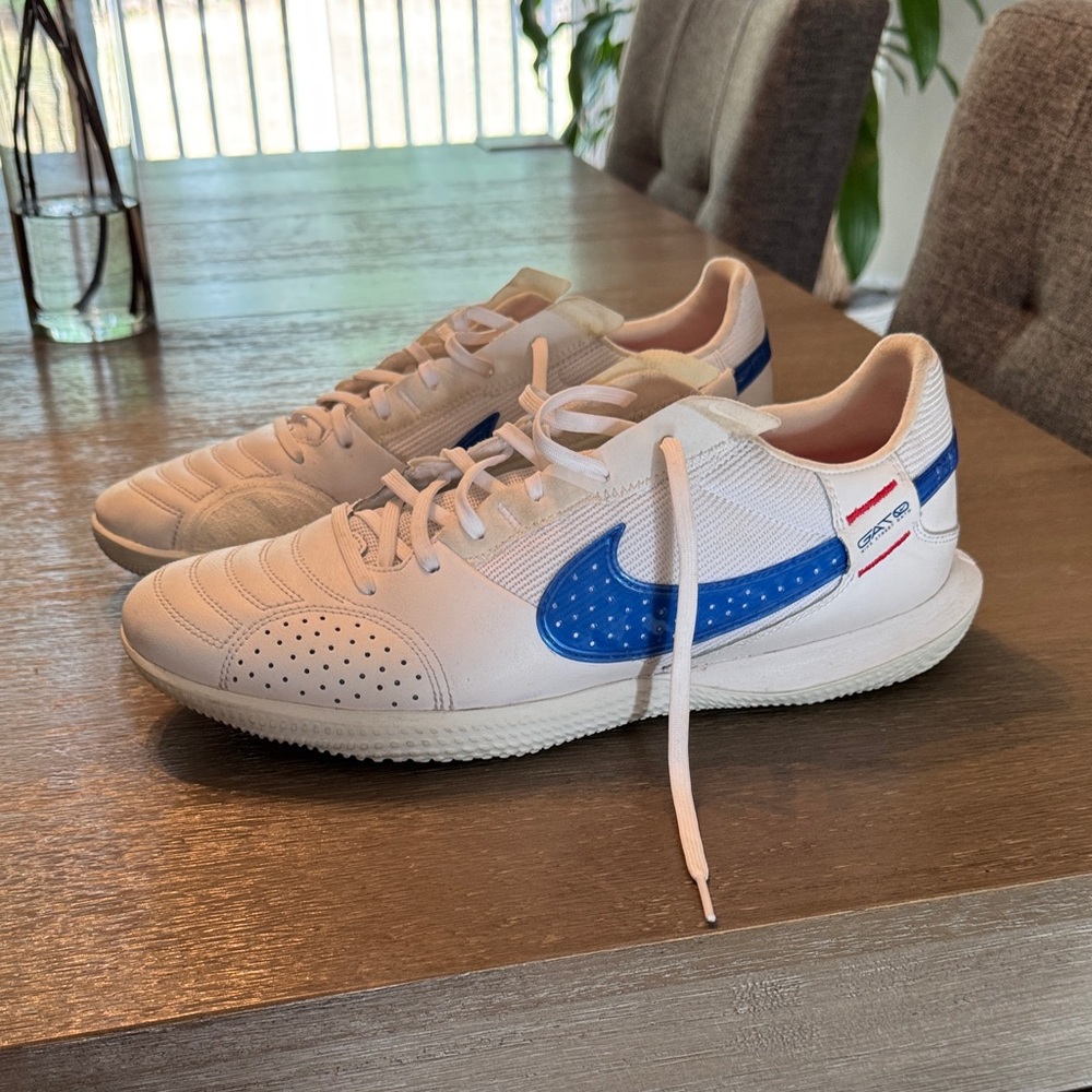 Nike White and Blue Men's Sneakers